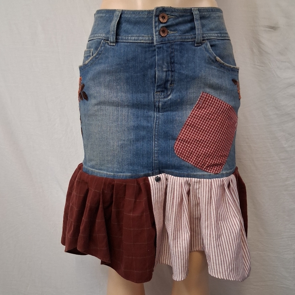 Clash Jeans Ash Patchwork Denim Mini Skirt in Blue, Brown and Cream Size L - Picture 4 of 16